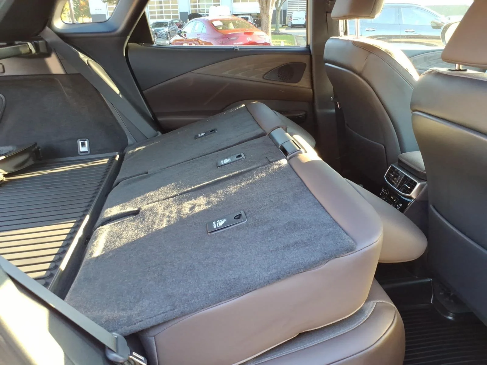 Used 2024 Cloudburst Gray Lexus RX 350h Luxury image 30