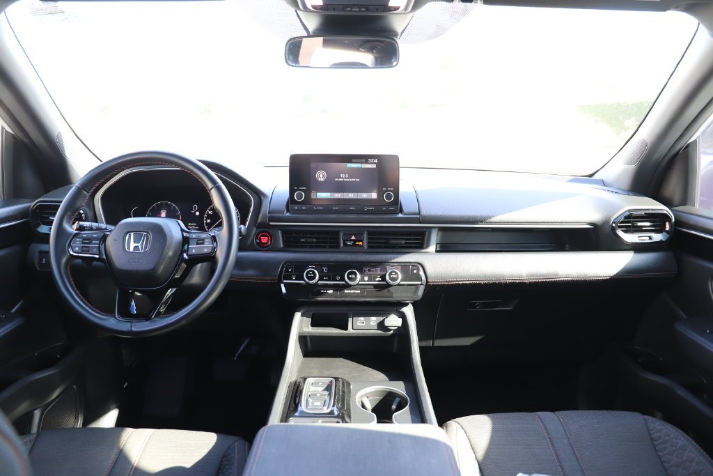 Certified Used 2025 Platinum White Pearl Honda Sport image 5