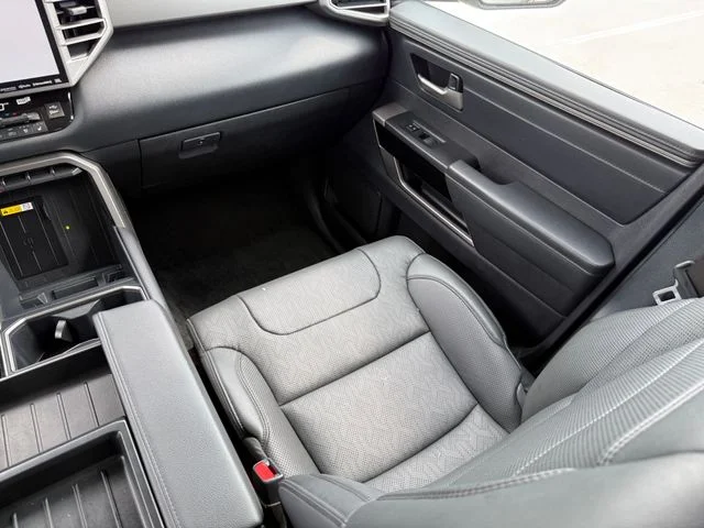 2022 Toyota Tundra Limited - Photo 27