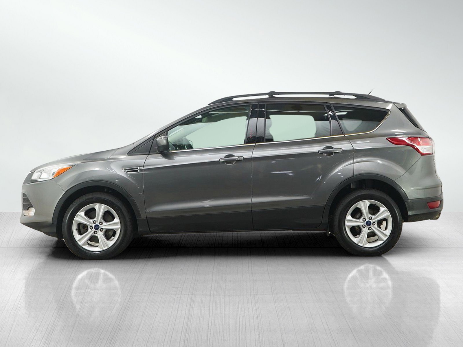 Used 2014 Ford Escape SE with VIN 1FMCU9G93EUB96165 for sale in Wayzata, Minnesota