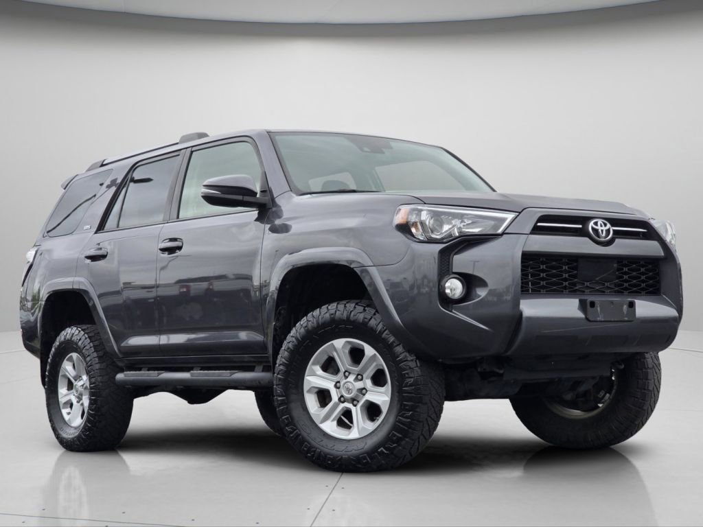Used 2020 Magnetic Gray Metallic Toyota SR5 Premium image 2