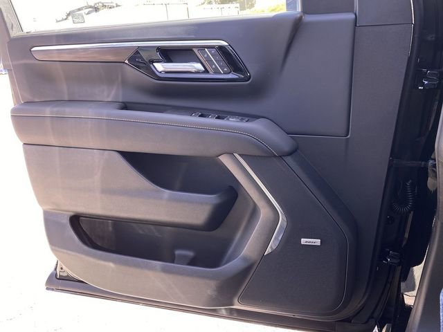 2026 Chevrolet Suburban Premier - Photo 30