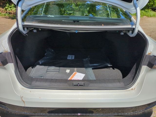 2026 Nissan Sentra SR - Photo 23