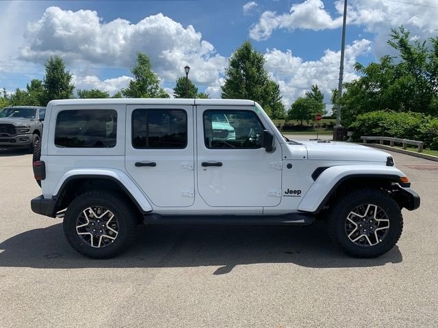 New 2026 Bright White Clear-Coat Exterior Paint Jeep Sahara image 8