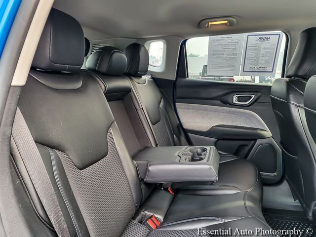 Used 2022 Blue Jeep Latitude image 24