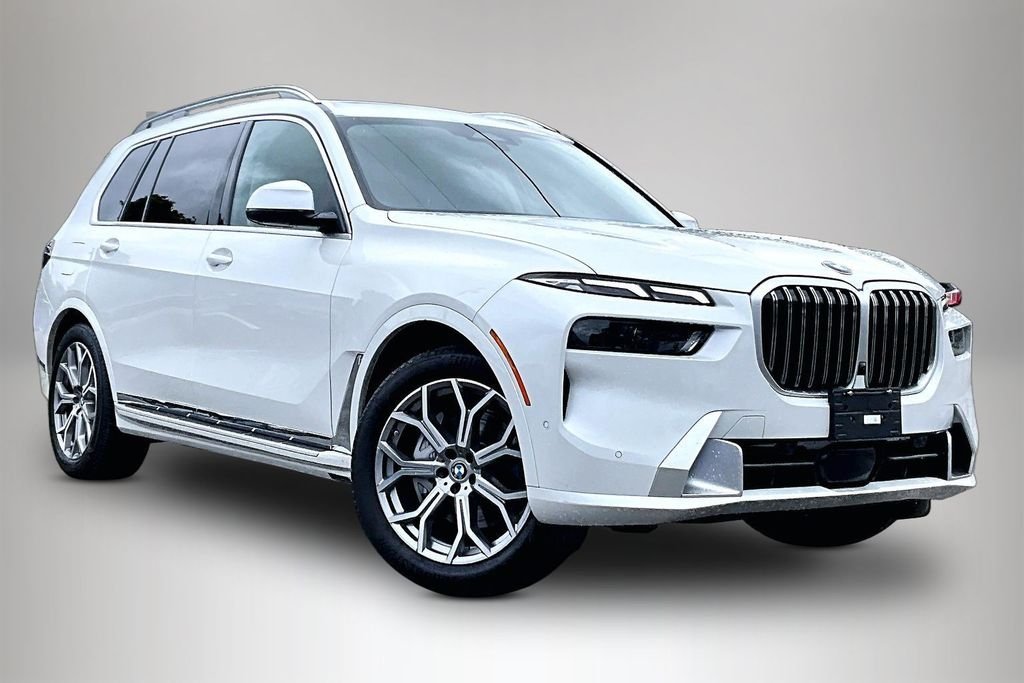 Used 2026 White BMW xDrive40i image 1