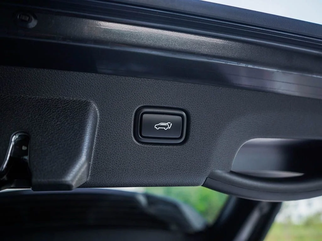 New 2026 Ebony Black Kia EX AWD image 9