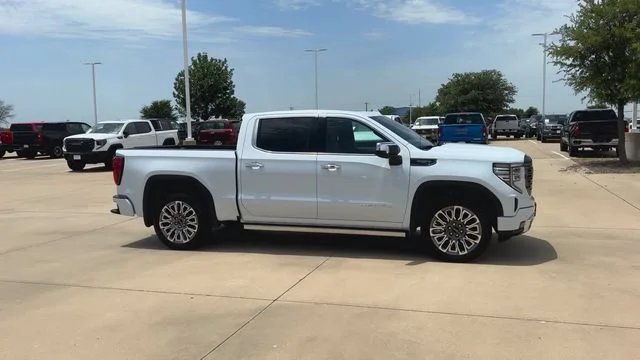 New 2026 Glacier White Tricoat GMC Denali Ultimate image 2