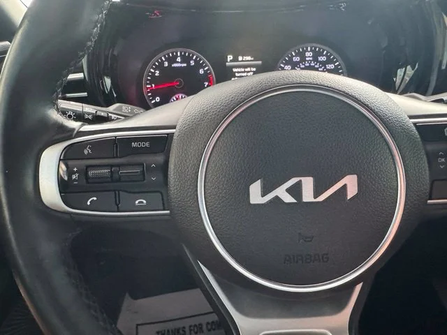 Used 2023 White Kia GT-Line image 31