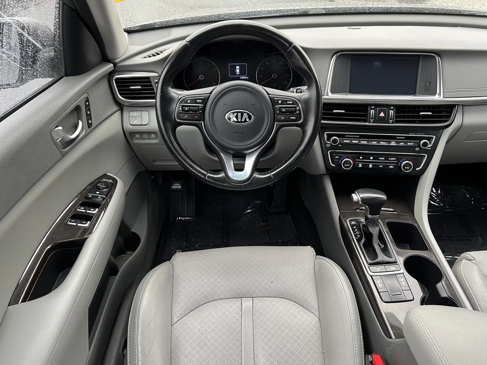 2017 Kia Optima EX - Photo 24