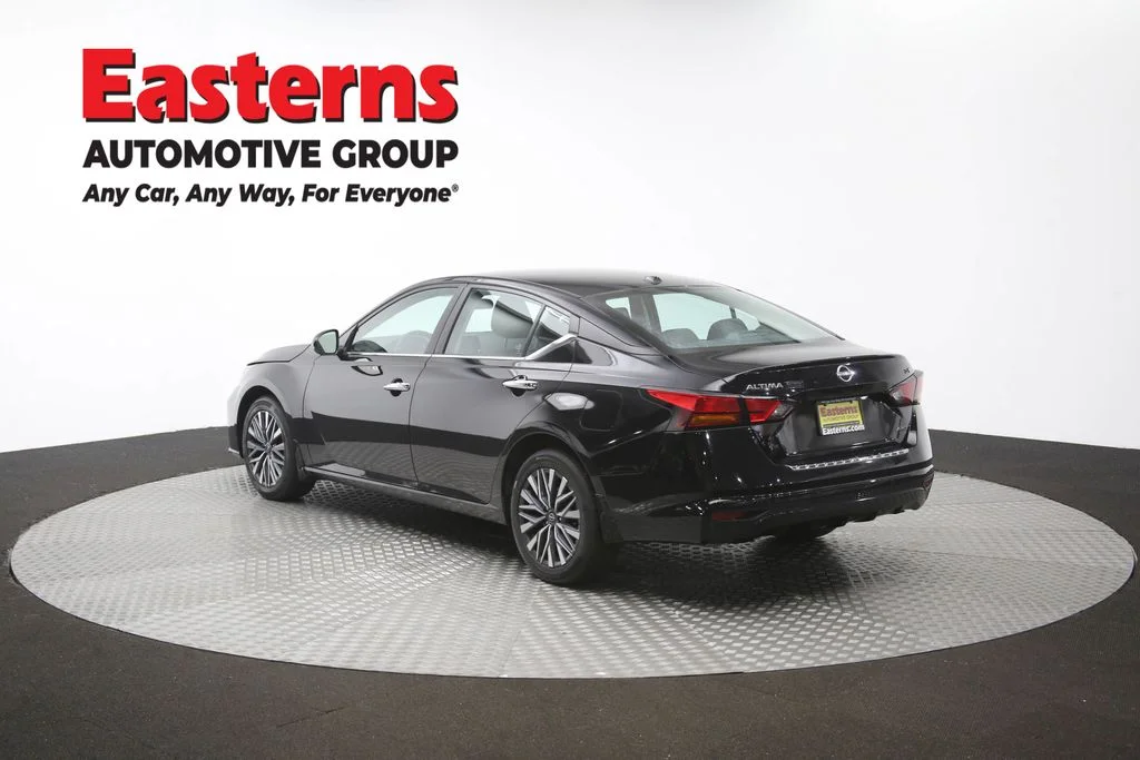 Used 2023 Black Nissan 2.5 SV image 64