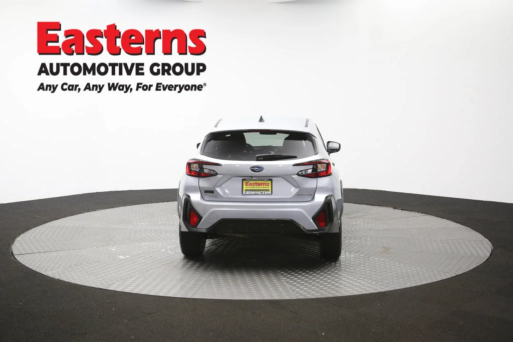 Used 2024 Silver Subaru Base image 37
