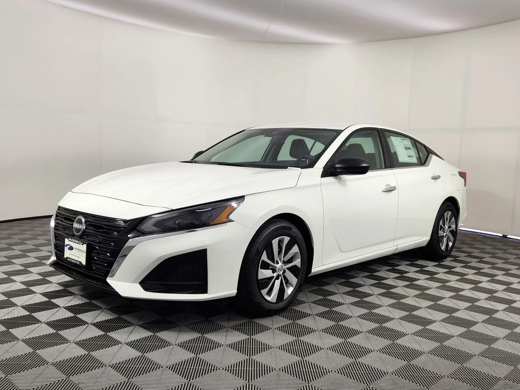 2025 Nissan Altima