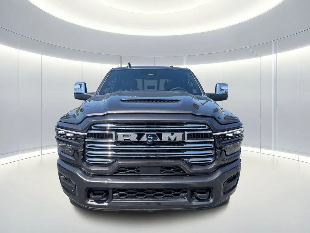 New 2026 Granite Crystal Metallic Clear-Coat Exterior Paint RAM Laramie image 9
