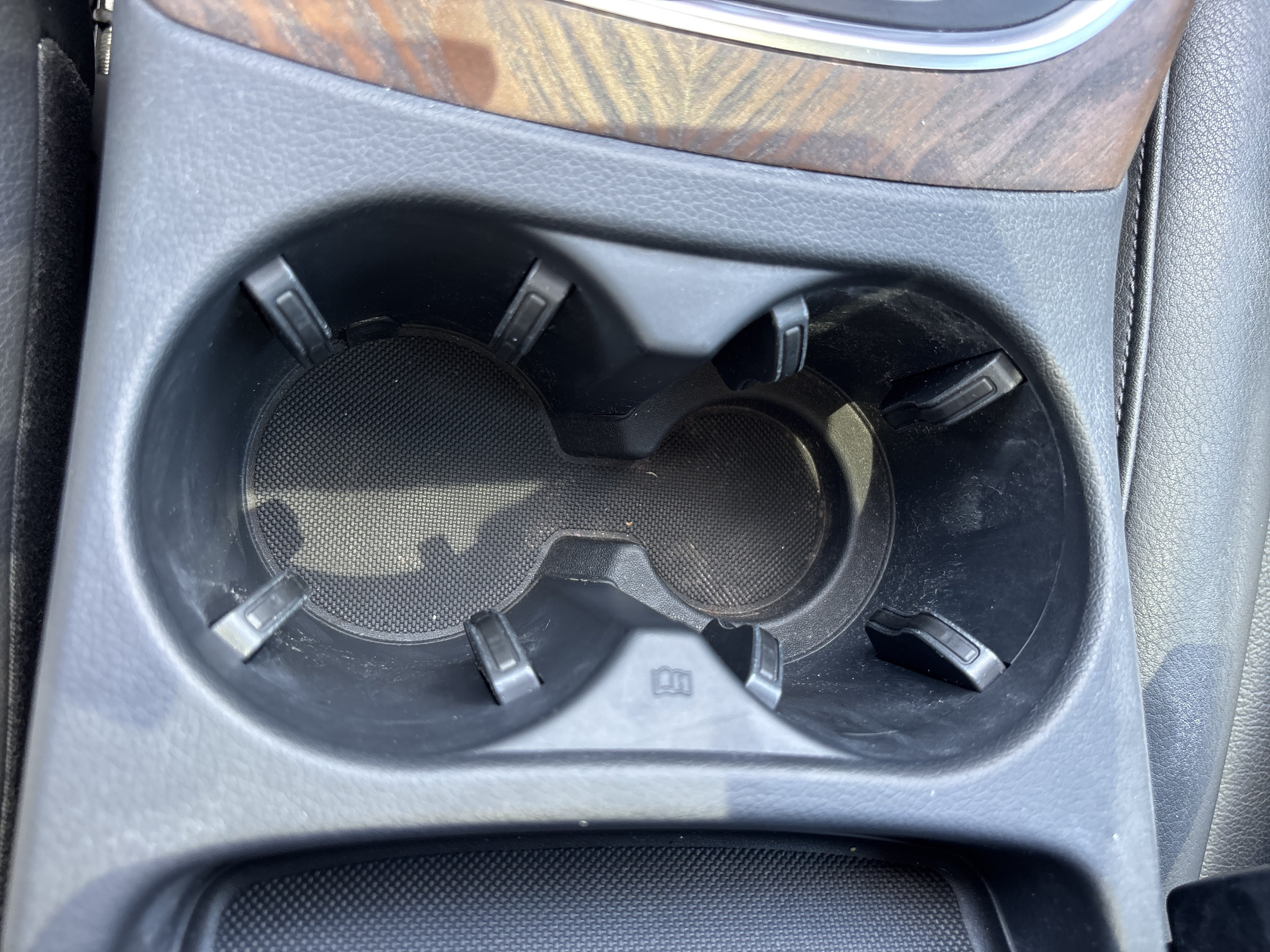 Used 2014  Audi Premium Plus image 42
