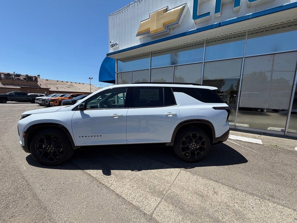 New 2026 Polar White Tricoat Chevrolet RS image 3