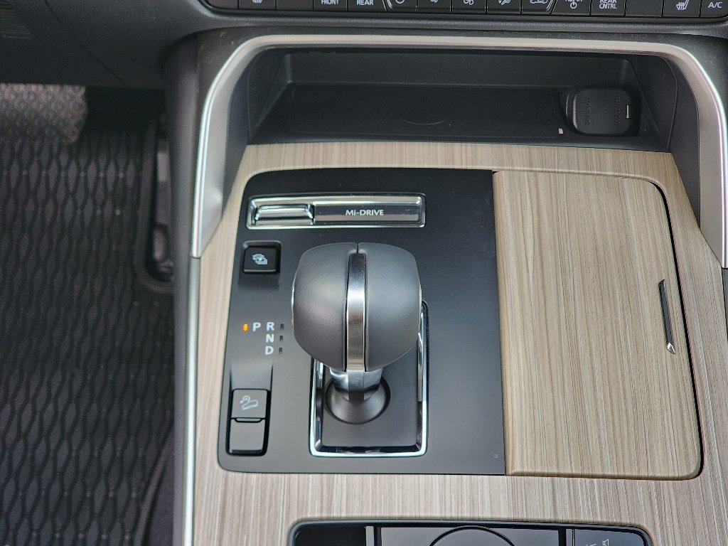 2025 Mazda CX-70 Premium Package - Photo 18