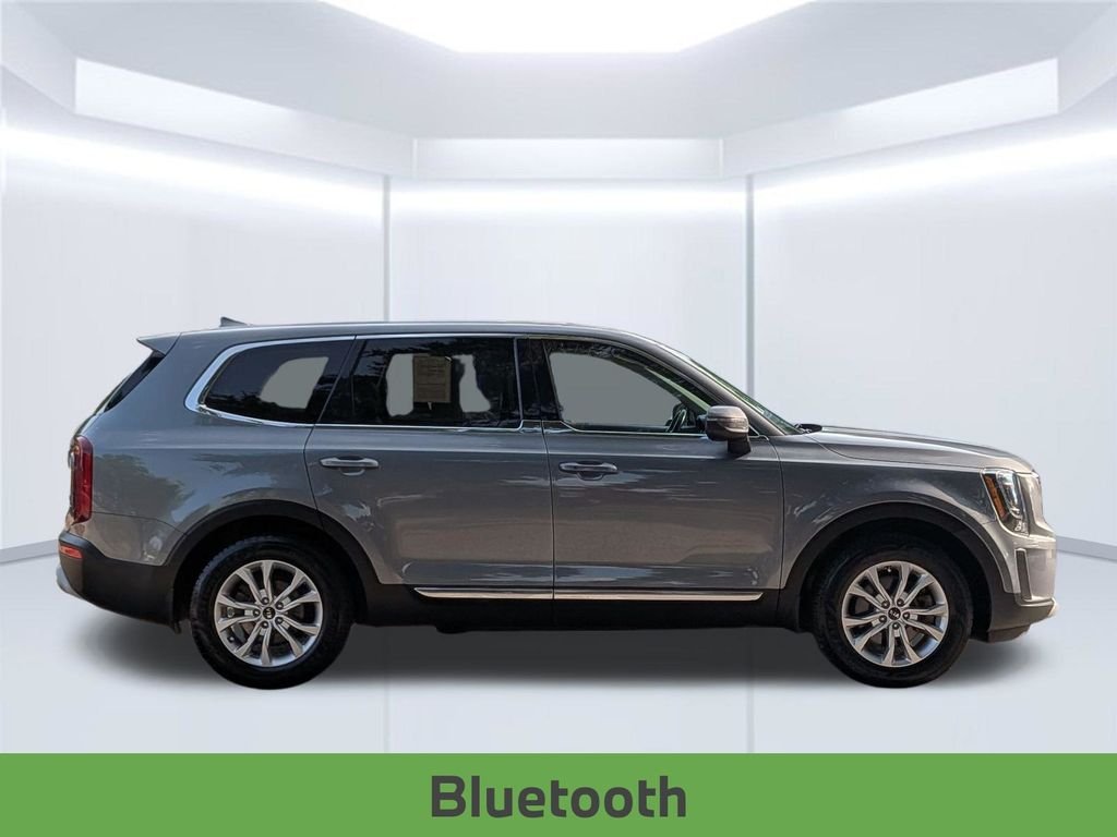 Used 2020 Everlasting Silver Kia LX image 8