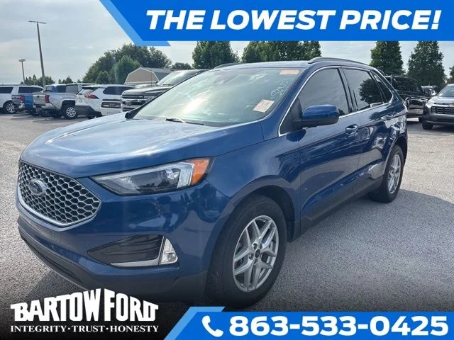 Used 2023 Blue Ford SEL image 1