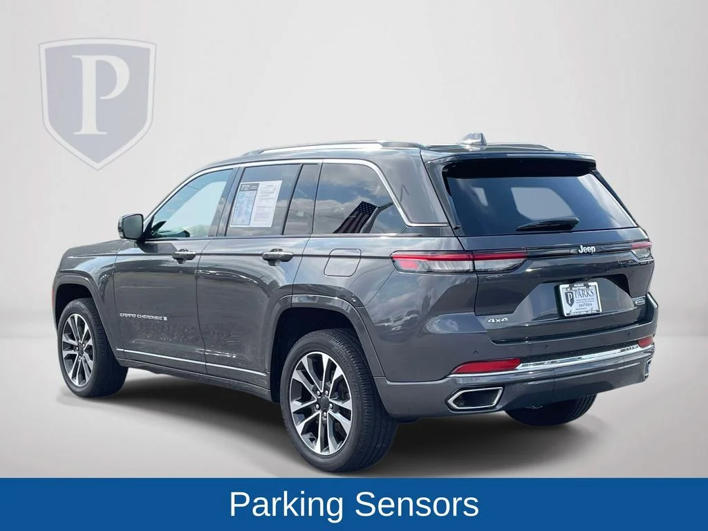 Certified Used 2022 Gray Jeep Overland image 6