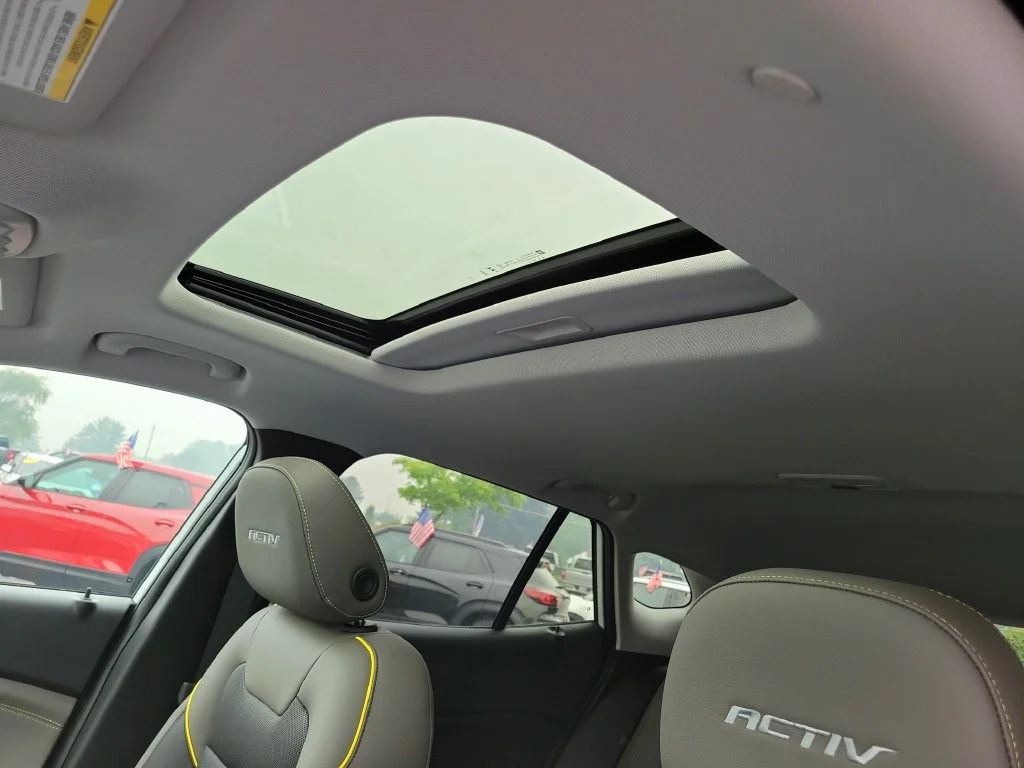 New 2026 Summit White Chevrolet ACTIV image 6