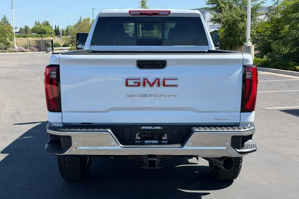 New 2026 Glacier White Tricoat GMC SLT image 13