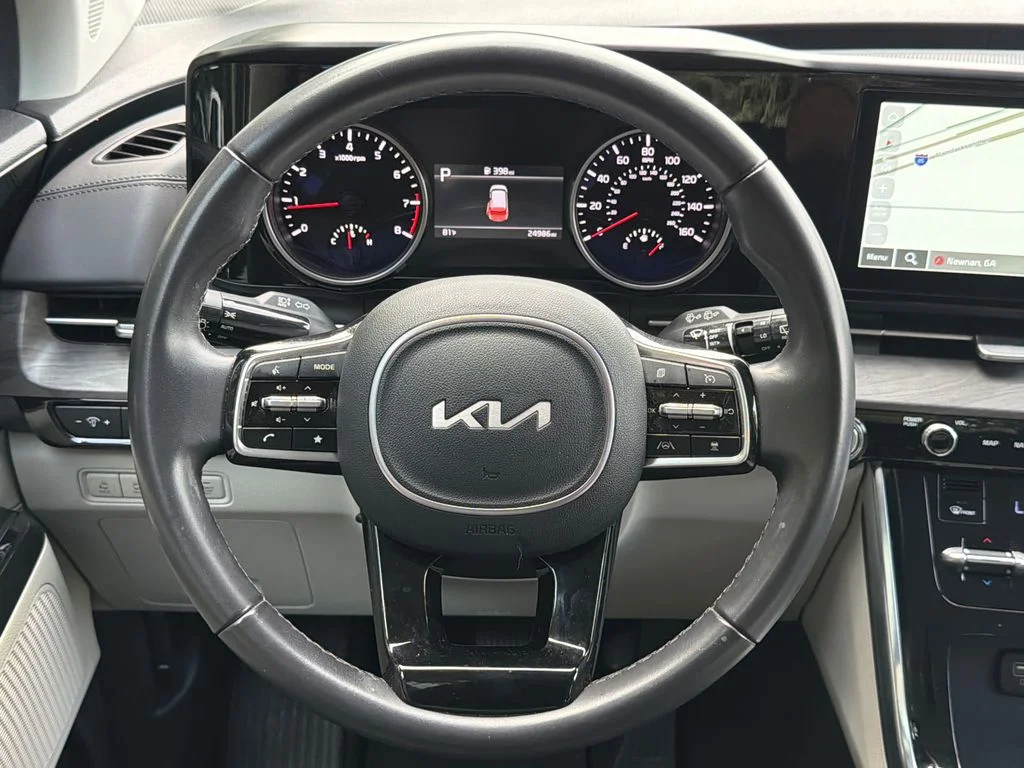 Used 2024 White Kia EX image 22