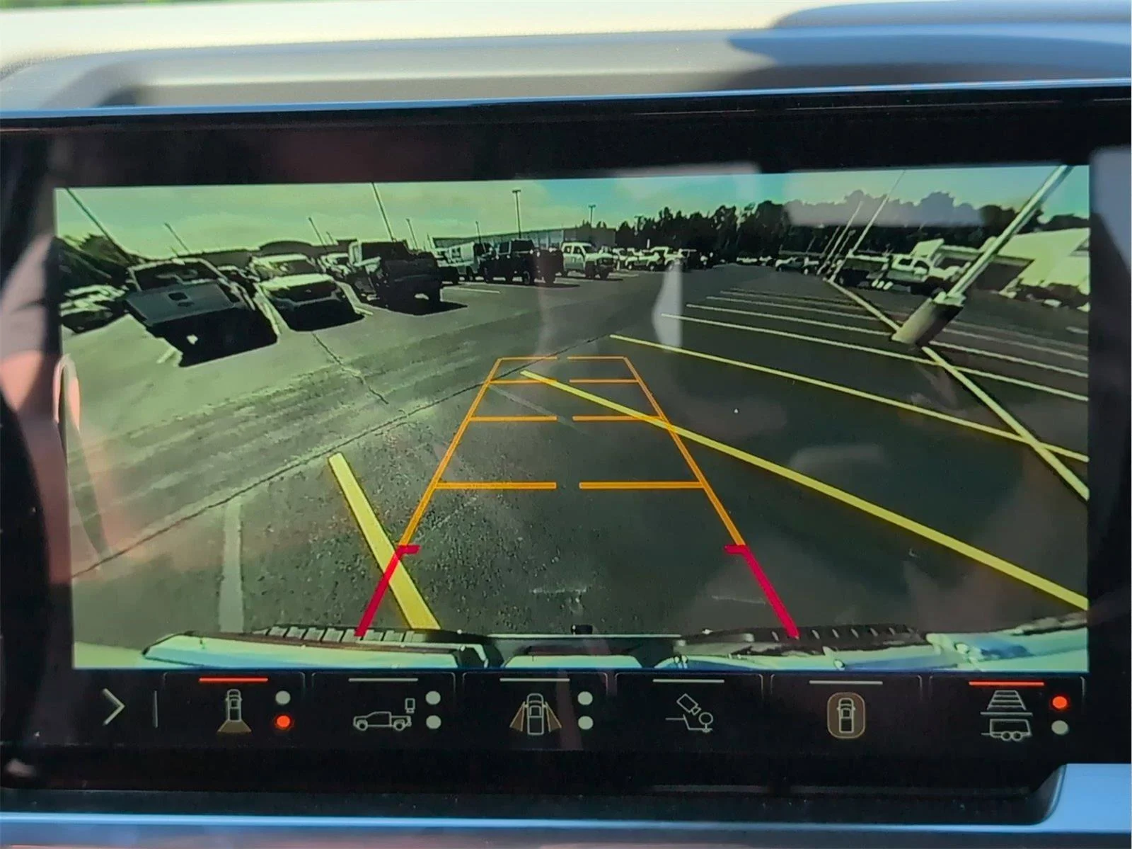 New 2026 Summit White GMC SLT image 23