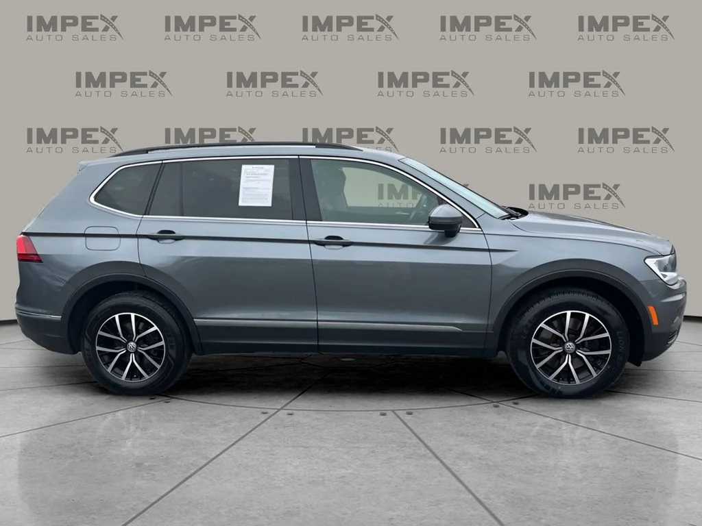 Used 2021 Gray Volkswagen 2.0T SE image 6