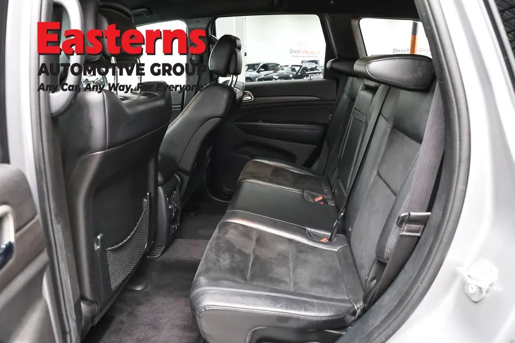 Used 2017 Silver Jeep Altitude image 21