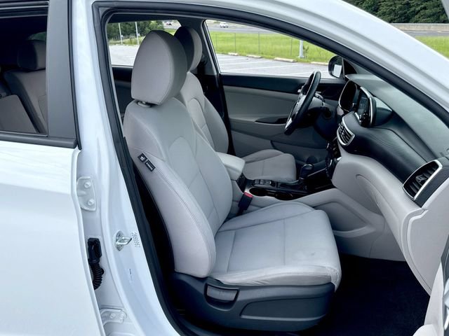 Used 2020 White Hyundai Sport image 24