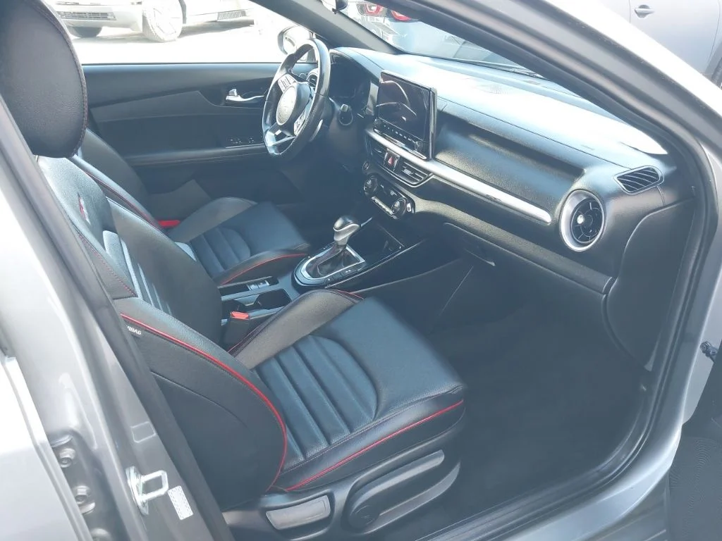 Used 2024 Gray Kia GT image 5