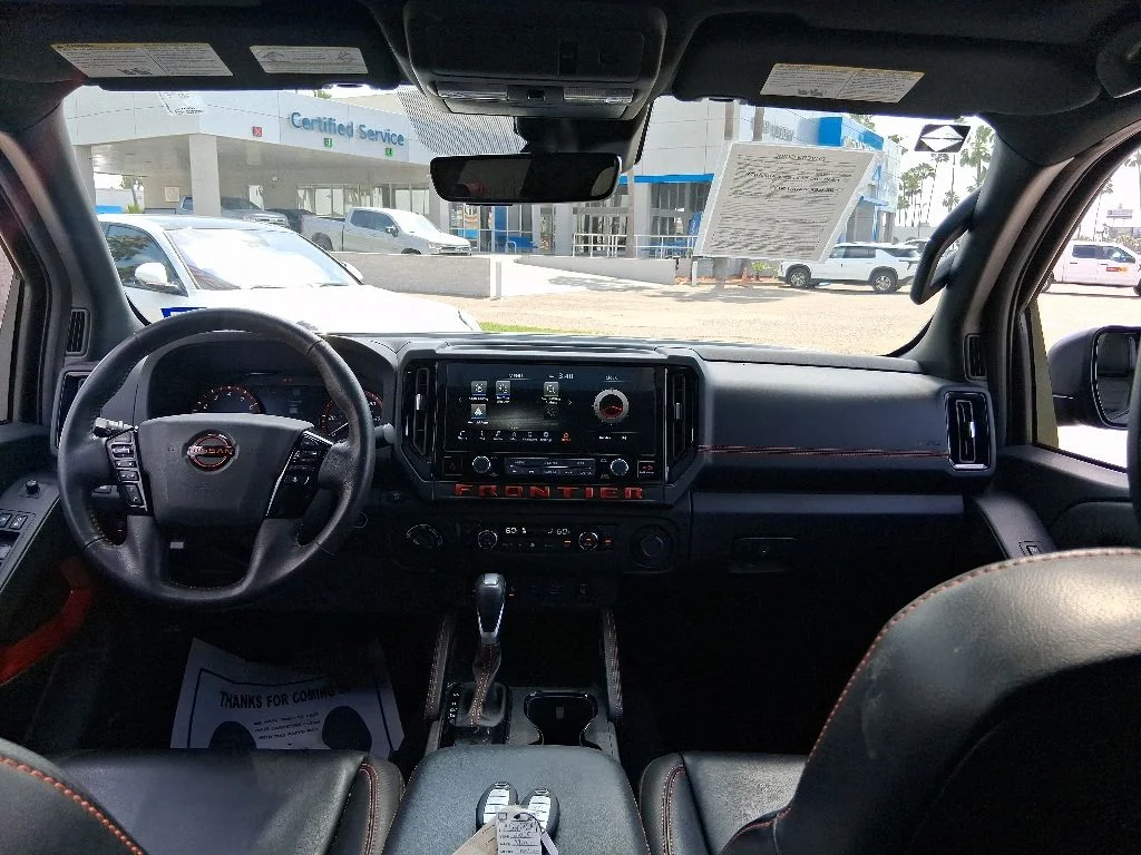 Used 2025 Black Nissan PRO-4X image 12