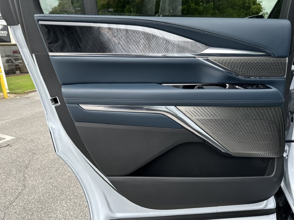 2026 Cadillac Escalade IQL Premium Sport - Photo 25