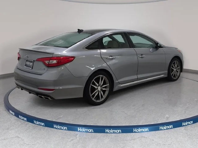 Used 2015 Gray Hyundai Sport 2.0T image 6
