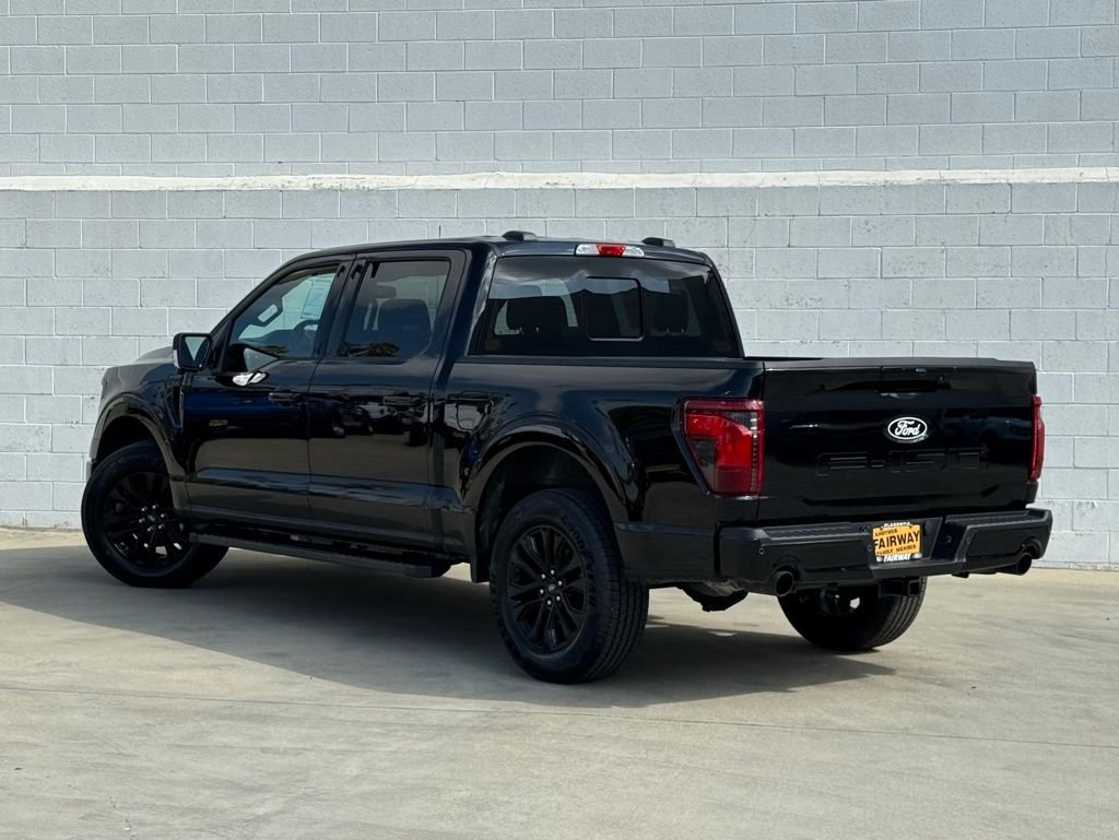 New 2026 Agate Black Metallic Ford XLT image 3