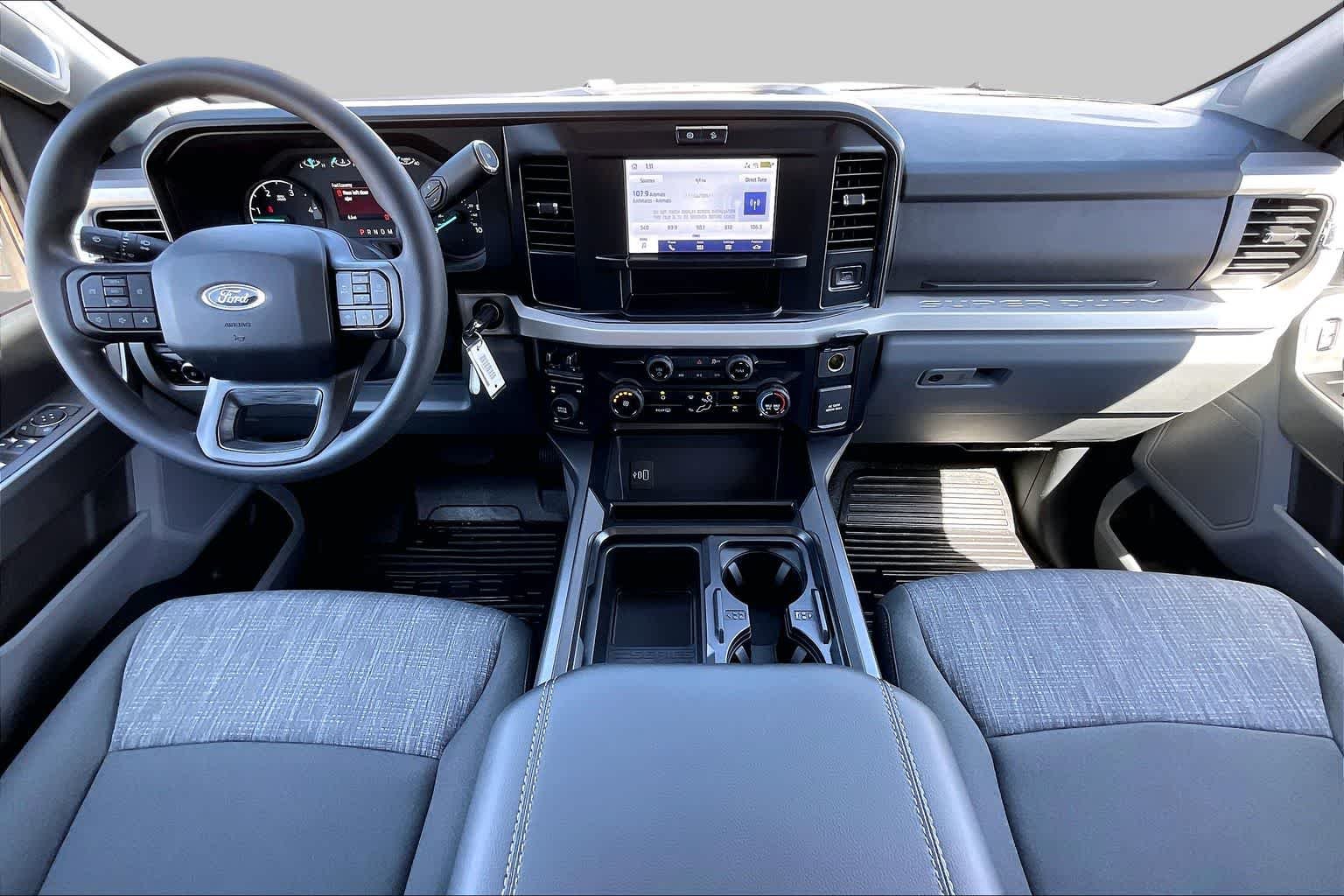 New 2026 Oxford White Ford F-350® XLT image 5