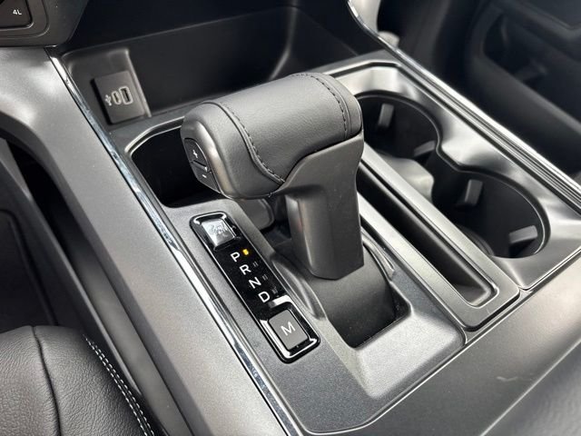 New 2026 Oxford White Ford T-Sport XLT image 29