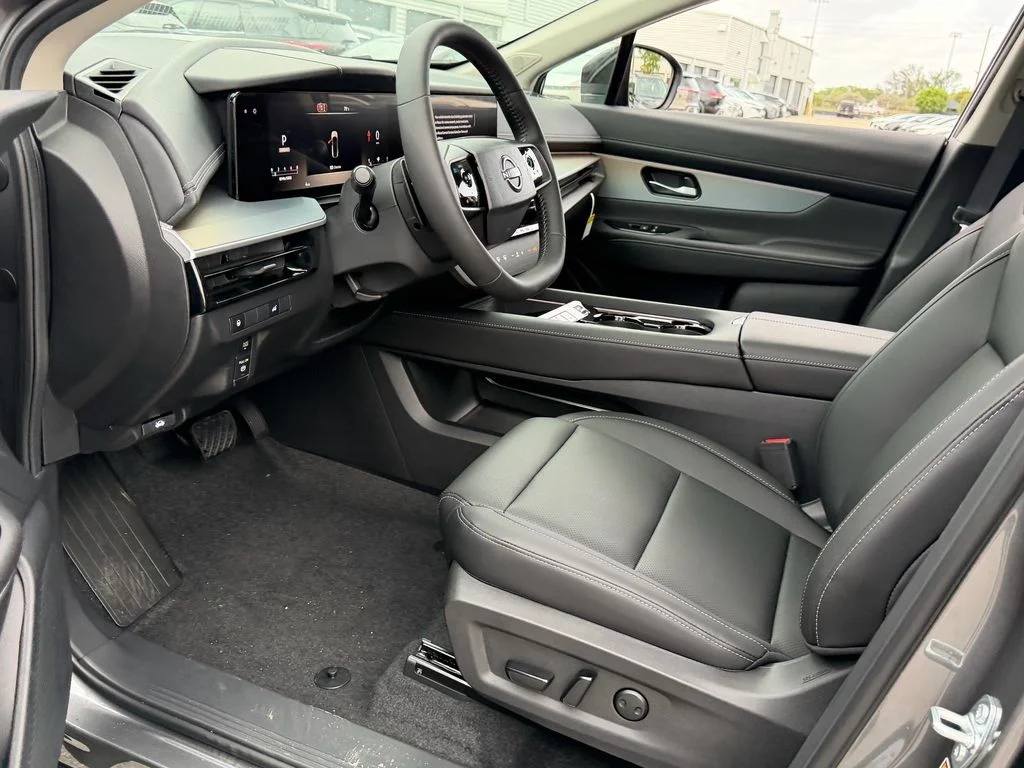 New 2026 Gun Metallic Nissan SL image 11
