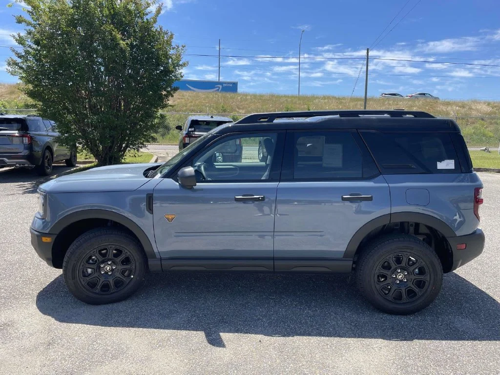New 2026 Gray Ford Badlands image 6