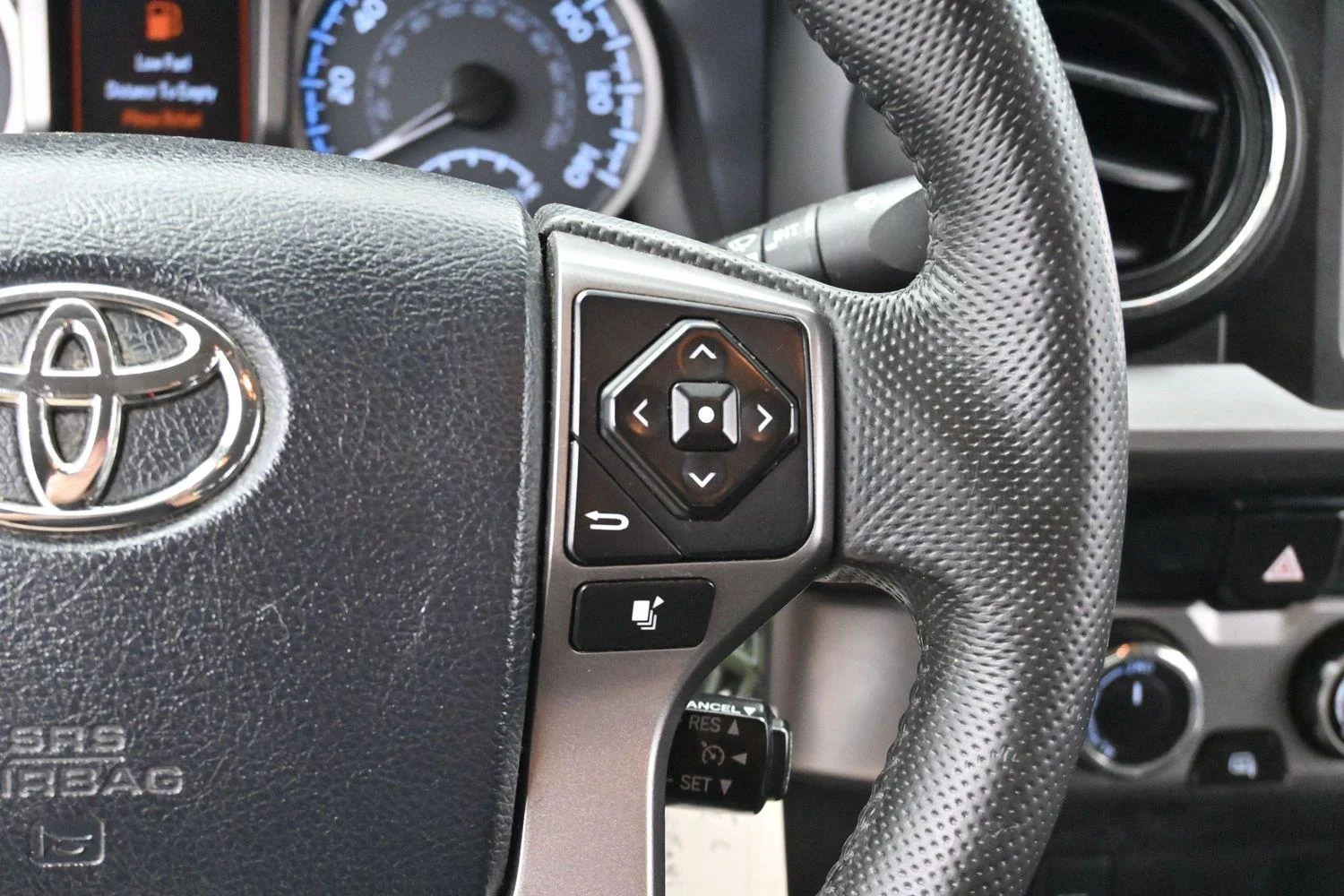 Used 2016 Black Toyota SR image 15