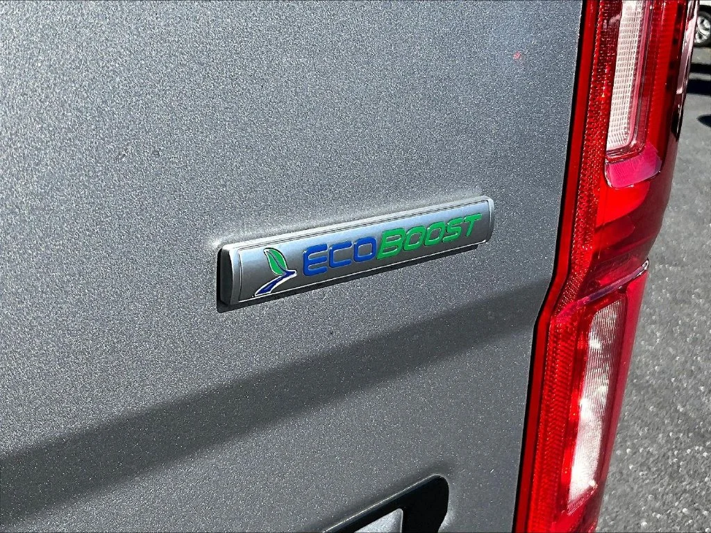 Used 2020 Silver Metallic Ford Lariat image 28