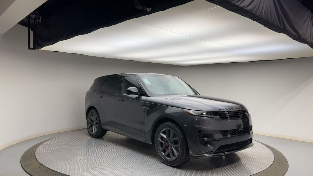 Used 2025 Carpathian Gray Premium Metallic Land Rover Autobiography image 2