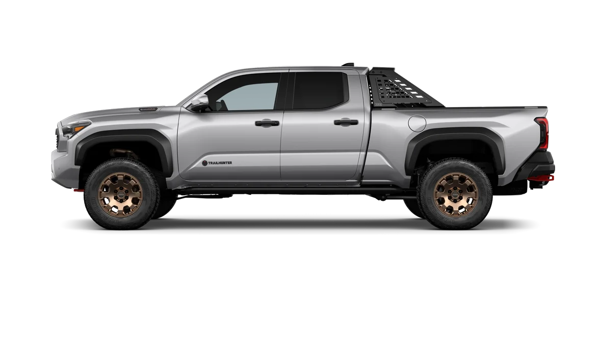 New 2026 Celestial Silver Metallic Toyota Trailhunter image 25