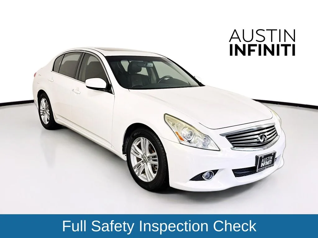2013 INFINITI G 37 Journey's photo