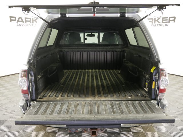 Used 2013 Silver Streak Metallic Toyota Extended Cab TRD Off-Road w/ Extra Value Pkg image 13