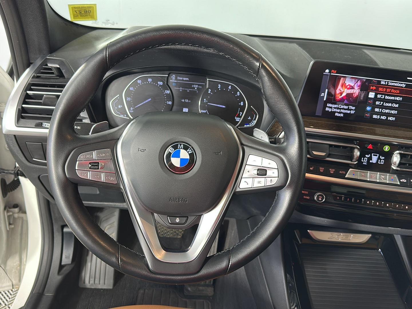 Used 2022 Alpine White BMW xDrive30i image 12