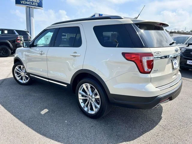 Certified Used 2018 Tan Ford XLT image 5