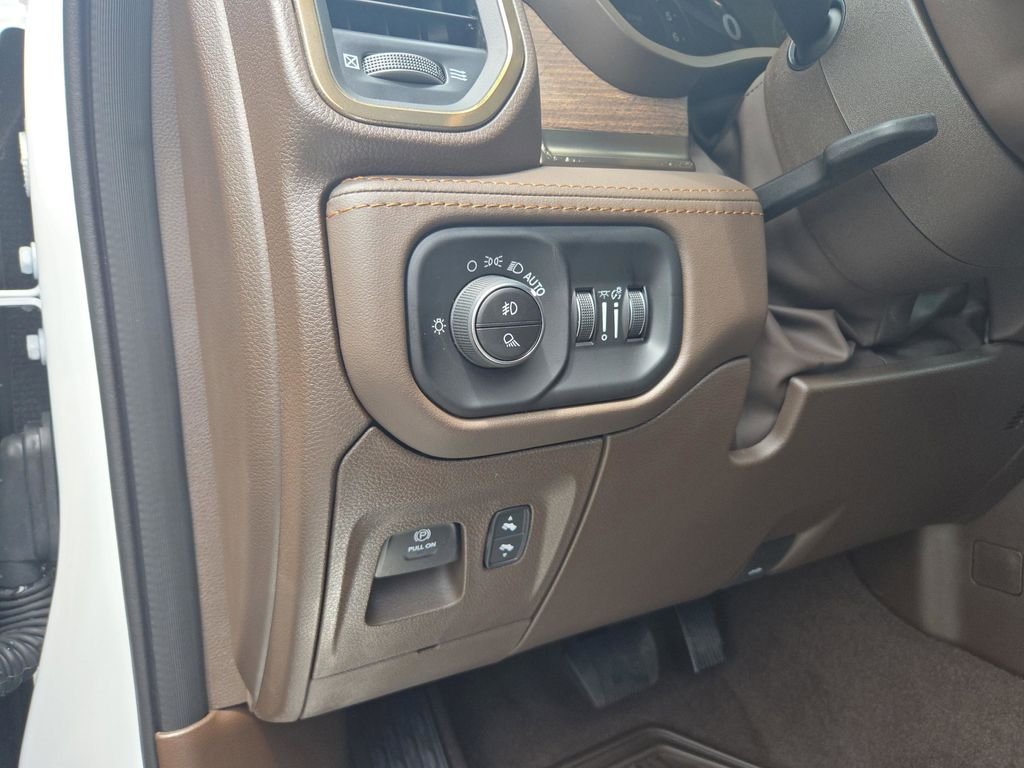 2026 RAM 1500 Limited Longhorn - Photo 31
