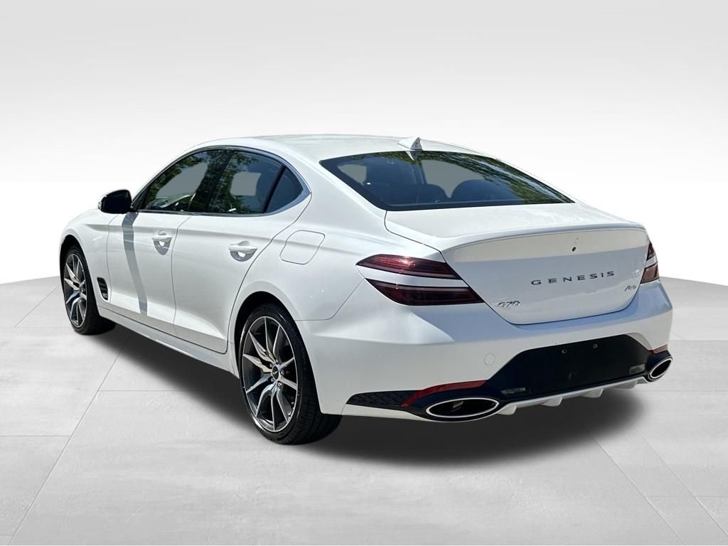 Used 2026 White Genesis 2.5T image 7